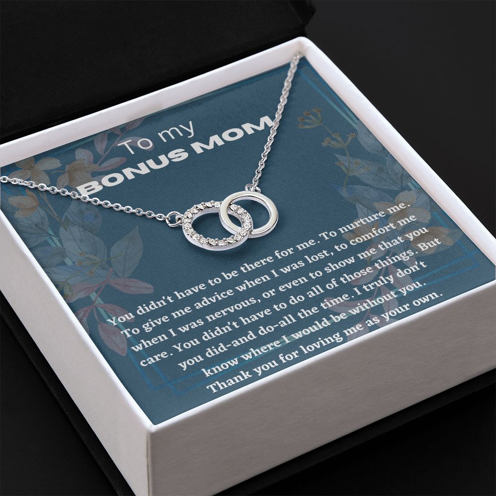 Surprise Your Bonus Mom with a Beautiful Necklace - Perfect Gift for Any Occasion"