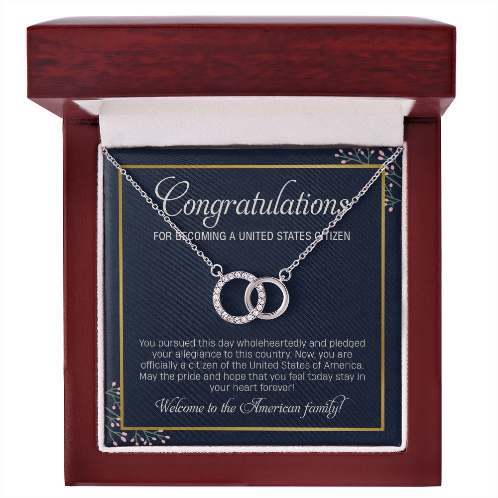 New US Citizen Gifts for Women, Interlocking Circle Necklace, Congratulations Citizenship New American Citizen, United States Citizen Gift