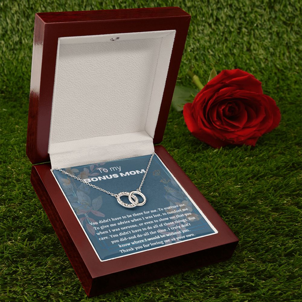 Surprise Your Bonus Mom with a Beautiful Necklace - Perfect Gift for Any Occasion"