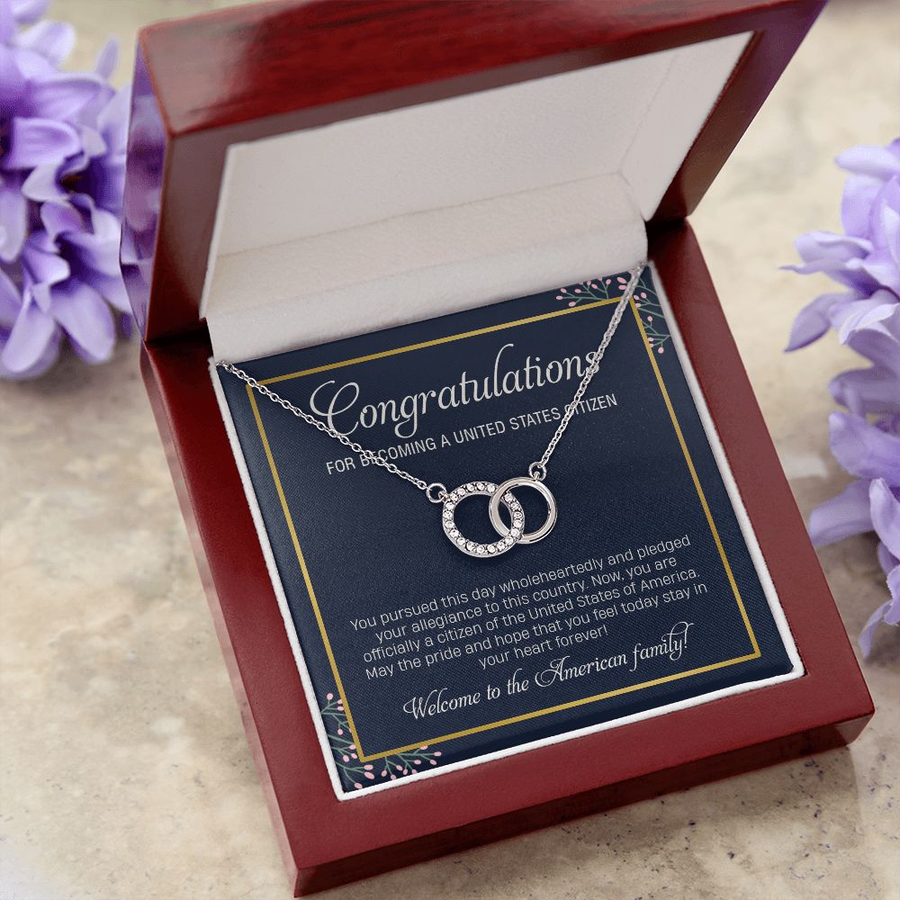 New US Citizen Gifts for Women, Interlocking Circle Necklace, Congratulations Citizenship New American Citizen, United States Citizen Gift