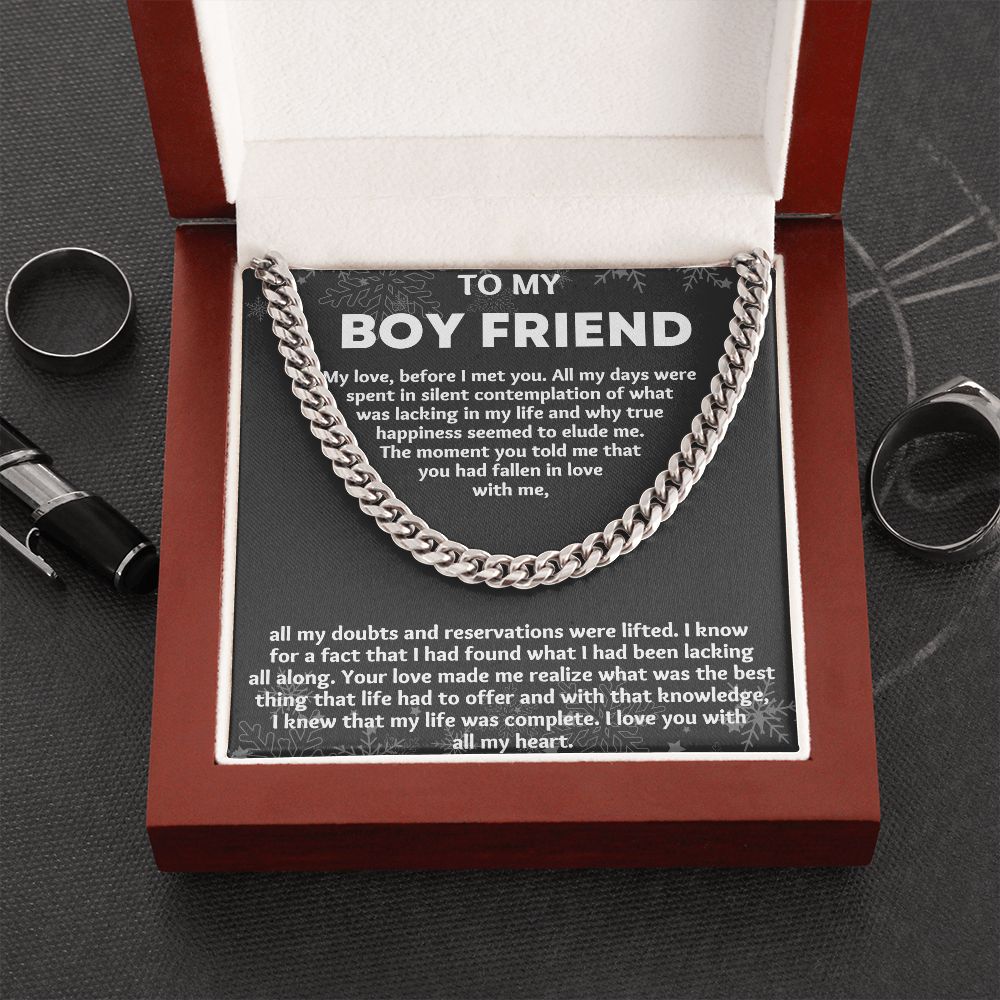 Surprise Your Boyfriend with a Thoughtful Necklace Gift on Your Anniversary"