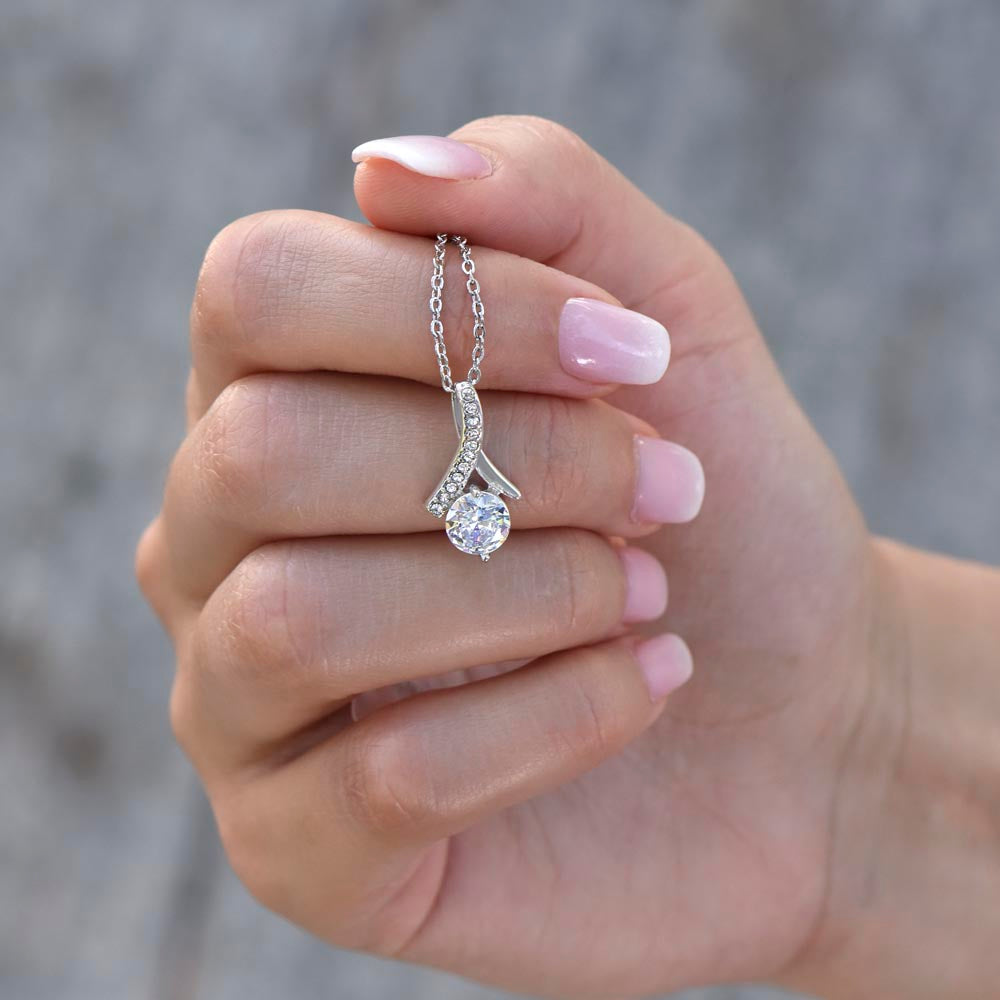 "Personalized Boss Appreciation Gifts for Women Necklace: A Gift That Will Be Treasured"