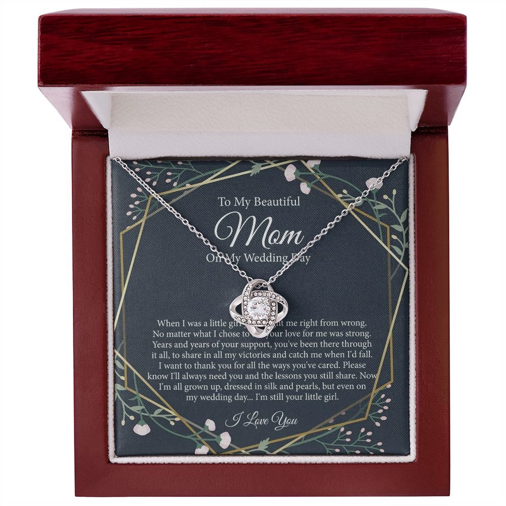 To My Beautiful Mom On My Wedding Day B0BSVDLVB3