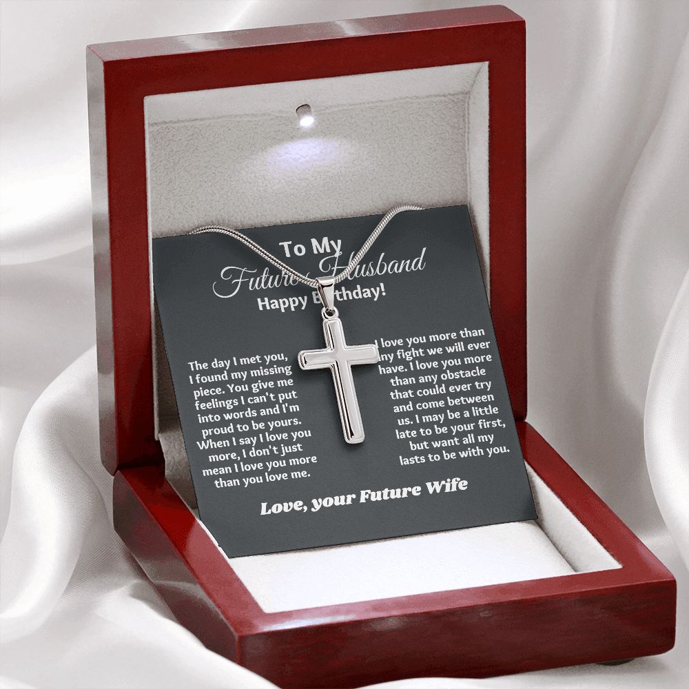 Customized Necklace Gift for Your Boyfriend: meaningful for Any Occasion"