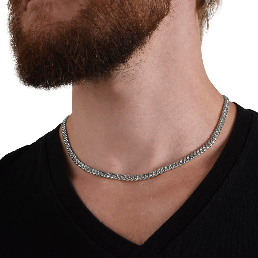 "Gifts for Husband Necklace: Surprise Him with These Stunning Necklace Gifts"