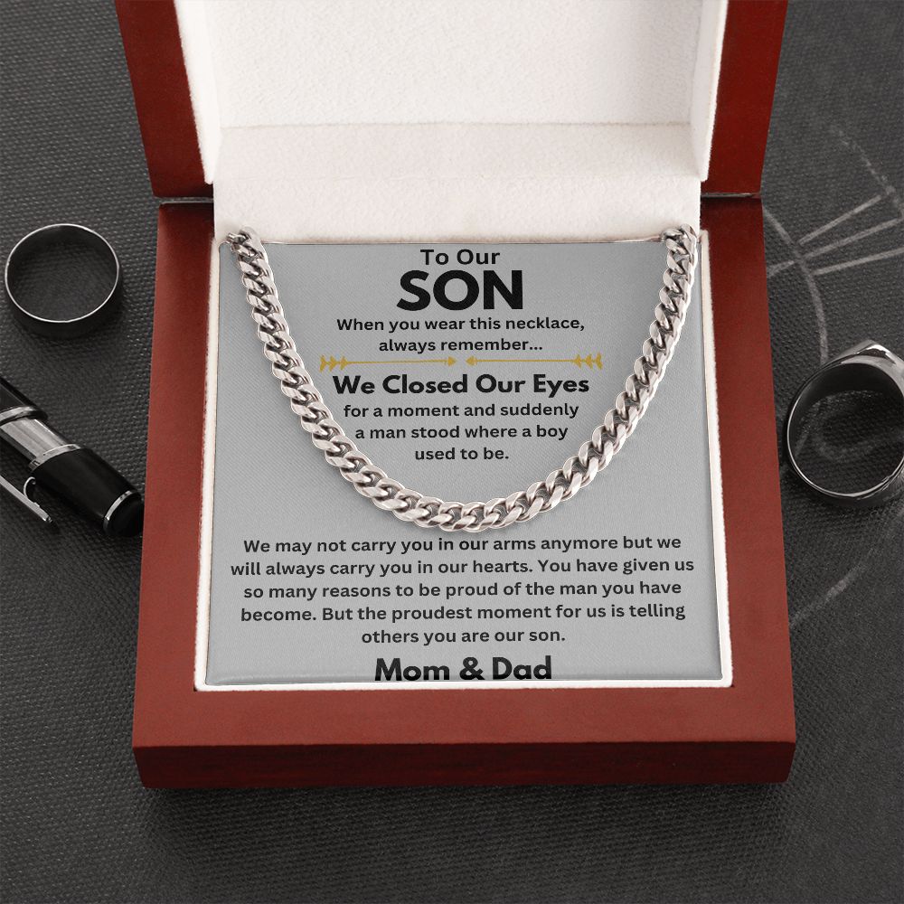 To My Amazing Son Necklace - Heartfelt Gift from Mom or Dad - High-Quality Materials - Comes in a Gift Box
