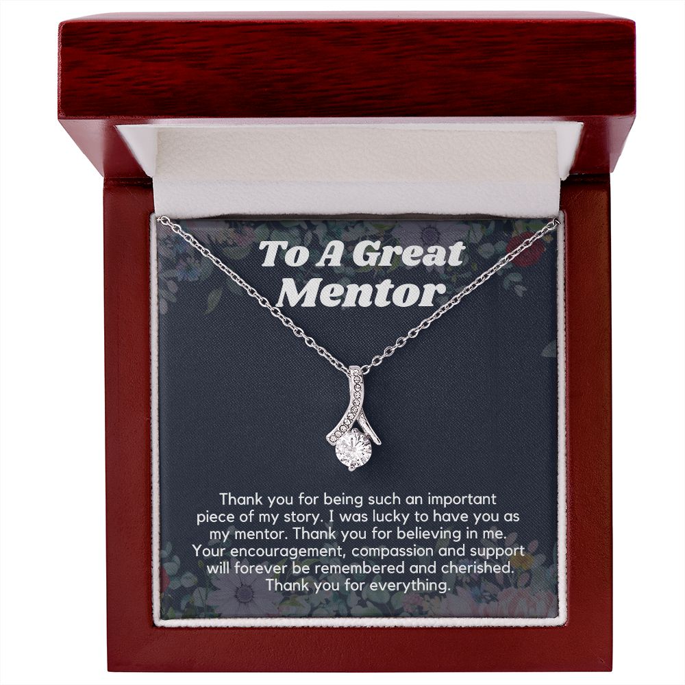 "Celebrate Your Boss's Achievements with Our Memorable Appreciation Gifts Necklace"