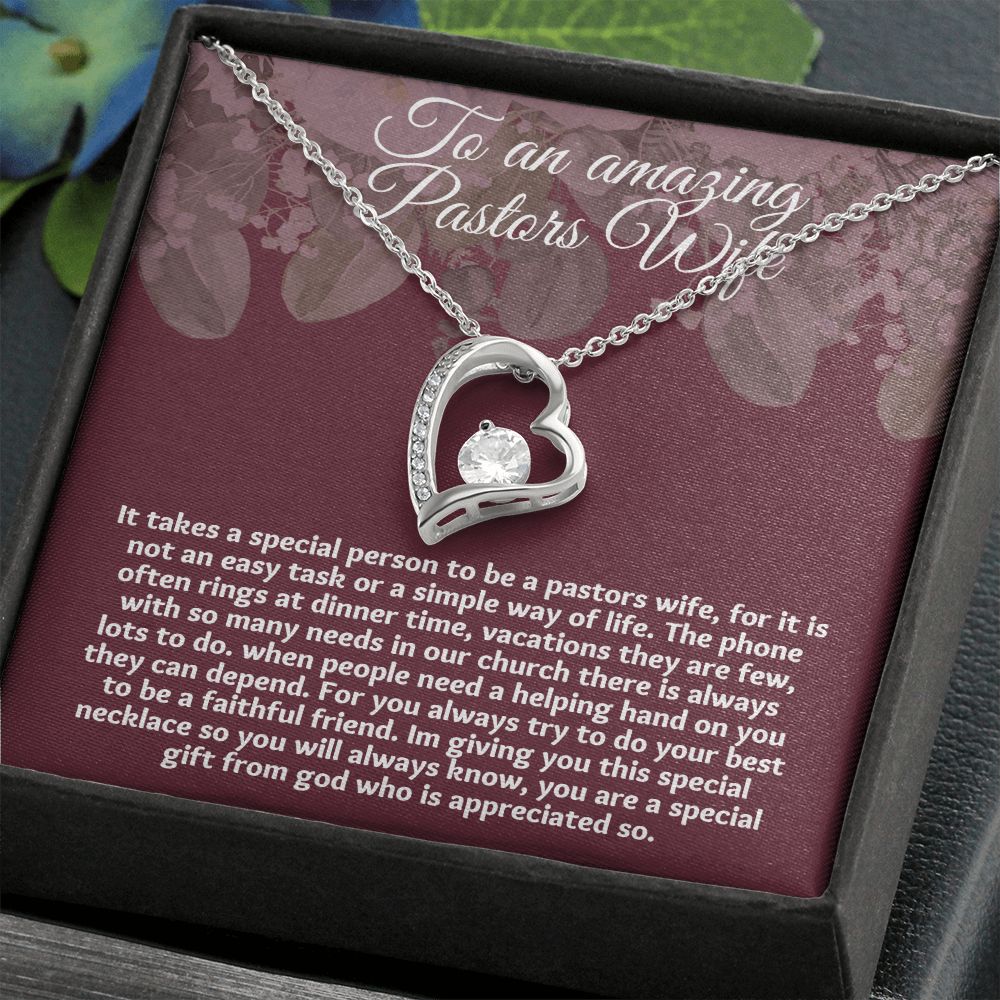 Christmas Gift Idea for Pastor's Wife: Personalized Appreciation Necklace with Heart Pendant"