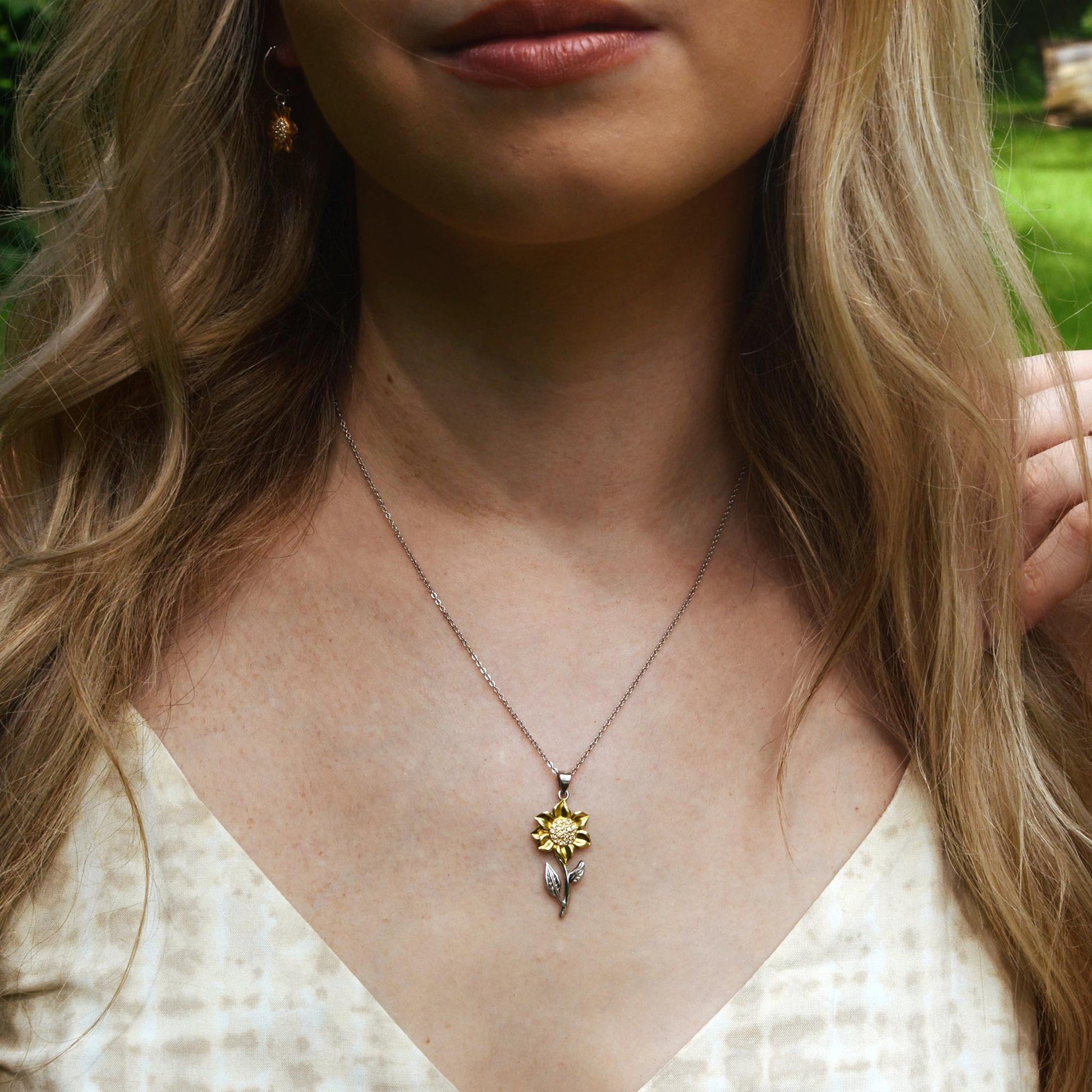 Sunflower Pendant Necklace Gift for Mom- All of my love wouldn’t be enough to thank you for all you’ve done - JWshinee